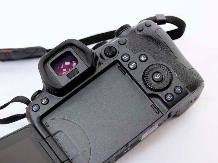 Canon camera R6 mark ll