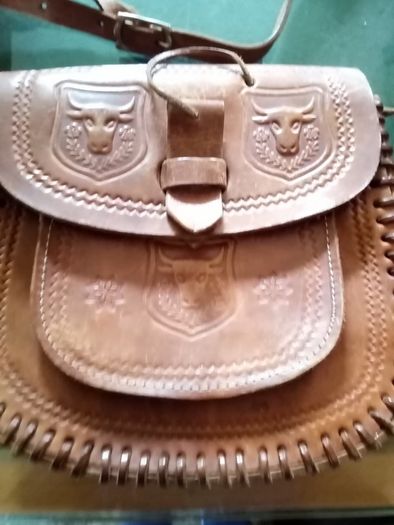 real. leather  hand  bag