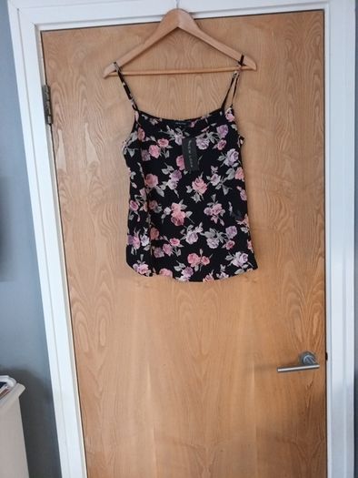 New Look Cami Top.   S.14.