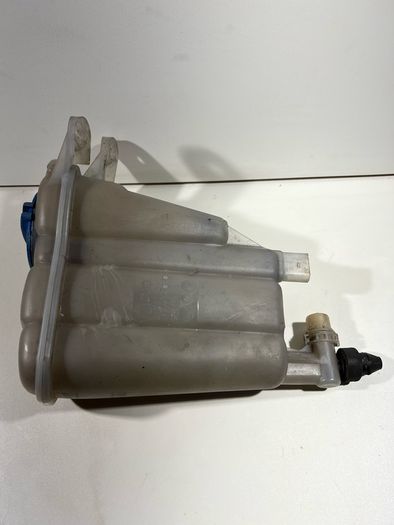 AUDI A4 B8 Petrol Diesel  Coolant Expansion Tank 2008 -2012 8K0121403D.
