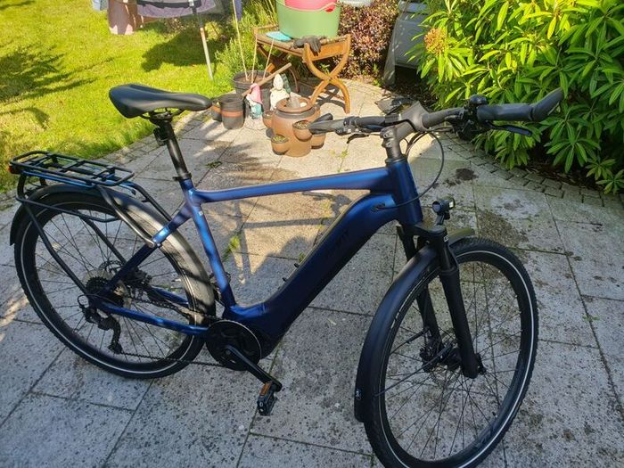 Giant Explore E+ Hybrid Mountain Bike