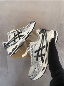 ASICS Gel Kayano 14