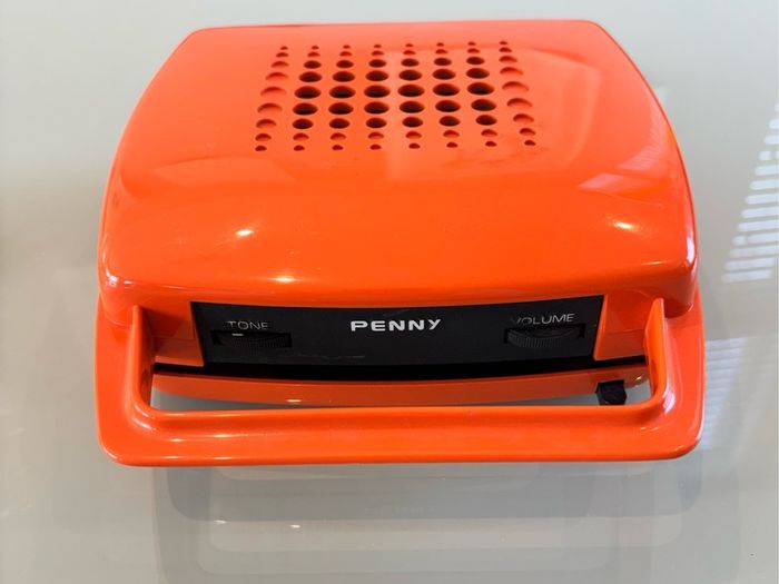 Cool Record Player.  Working fine