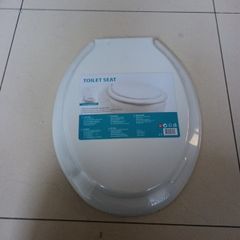 Toiliet Seat.  B.N.W.T  In Original  Packaging.