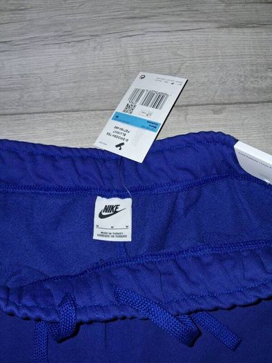 Brand New Nike Swoosh Terry Cargo Shorts - Size - Medium - RRP - 55.00