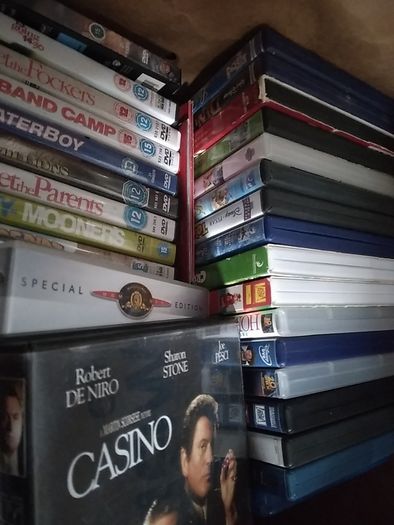 Dvds -Bulk