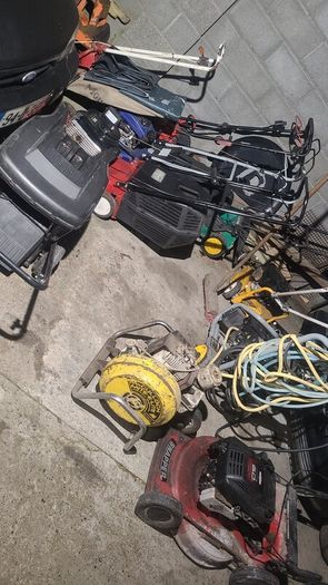 Broken lawnmowers and other tools wanted for parts. Lawnmower servicing also available!