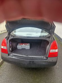 Car for breaking