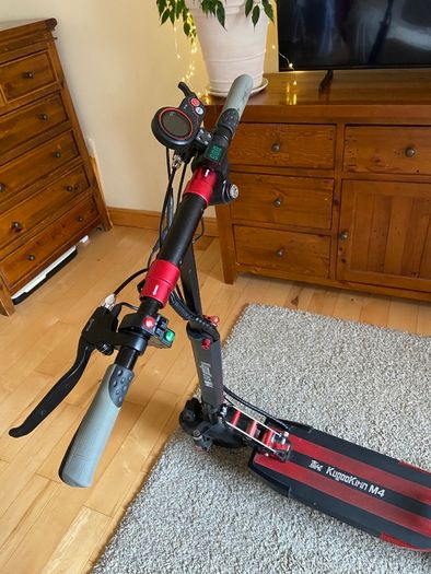 Scooter - Kugo Kirin M4