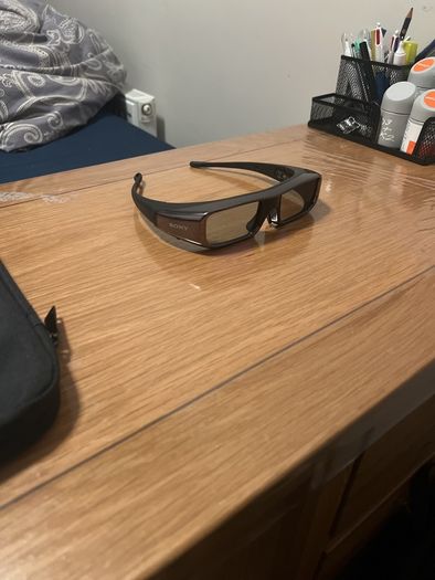 2 Sony TDG-BR250 3D Glasses