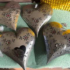 Hanging Hearts