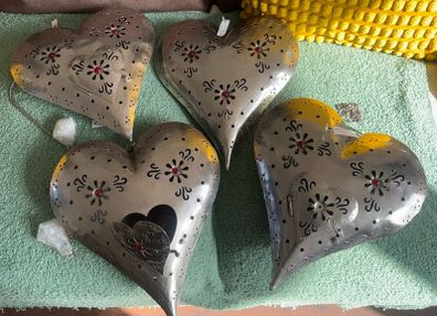 Hanging Hearts