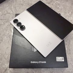 samsung galaxy fold z6 silver color 256gb 12gb ram very fast phone