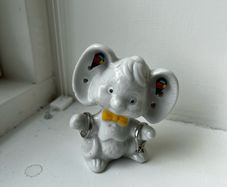 Vintage mouse jewellery holder
