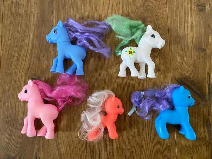 5 Vintage Pony Kids Toys / Figures