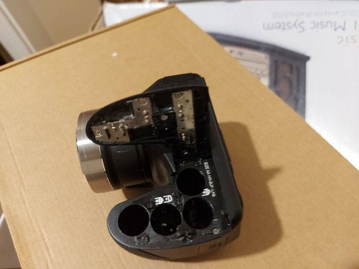 Fujifilm FinePix S5800 Digital Camera, Takes 4 AA Batteries, not powering on, for parts or repair