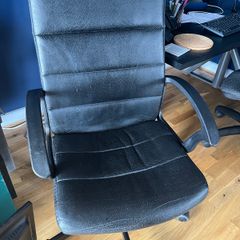 Desk chair