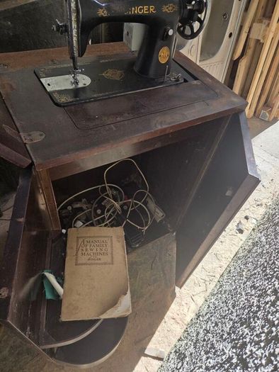 singer sewing machine