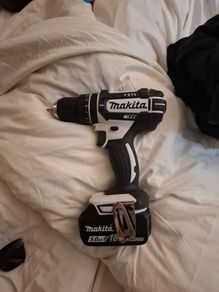 Makita 18V DHP482 with 5.0Ah Battery