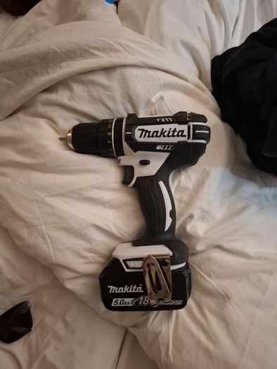 Makita 18V DHP482 with 5.0Ah Battery