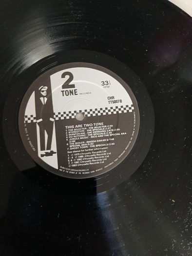 This are Two Tone Irish Pressing
