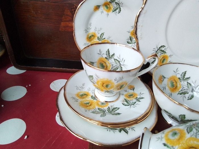 Elizabethan Teaset