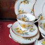Elizabethan Teaset Image 3
