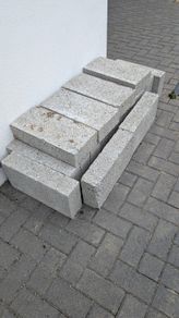 4" concrete blocks (Qty: 19)
