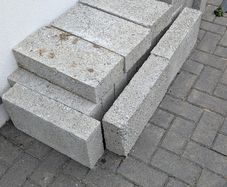4" concrete blocks (Qty: 19)