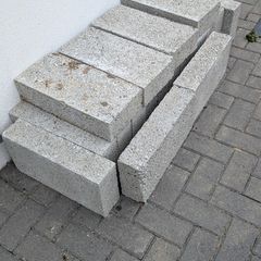 4" concrete blocks (Qty: 19)