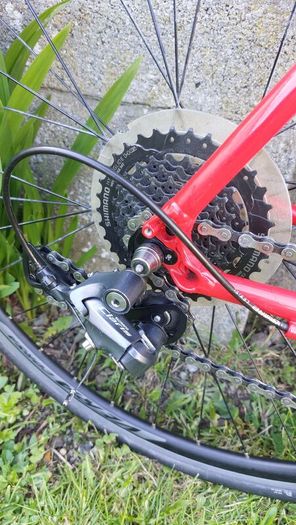 Fuji Sportif Road Bike - Size 58cm/XLarge - 16 speed Shimano Sora - Excellent condition - Cyclists Height 5ft 6" to 5ft 11"