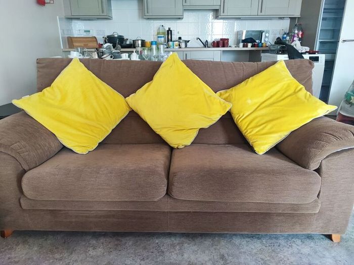 3+2 seater sofas for sale