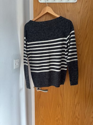 Jacqueline de Yong Jumper