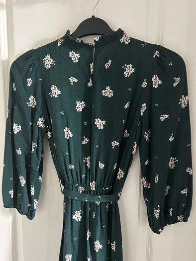 New Look Green Floral midi dress BNWT