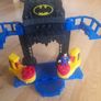 Imaginext Fighting Batcave with Superman figure Image 4