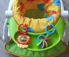 Fisher Price seat with tray and toys