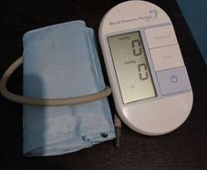 Blood pressure monitor
