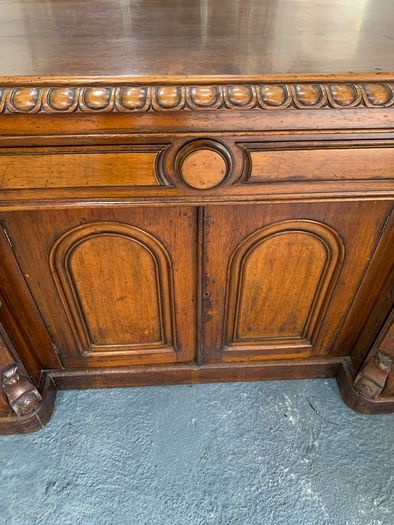 Large Victorian Walnut Mirror Back Sideboard.