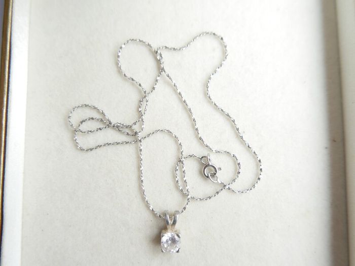 Vintage Sterling Silver 925 Cubic Zirconia Pendant Necklace - length 18" - 2,3g