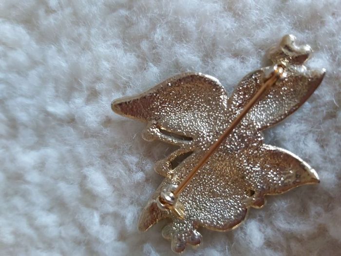 Brooch