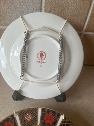 Royal Crown Darby " Old Imari" 1128 6.5" plates