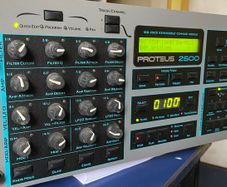 E-MU Proteus 2500 Command Module