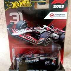 Hot Wheels Premium 2025 Formula 1 MoneyGram Haas F1 Team HRV11 1:64 NEW
