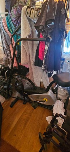 MaxxFit Dual-Action Air Exercise Bike