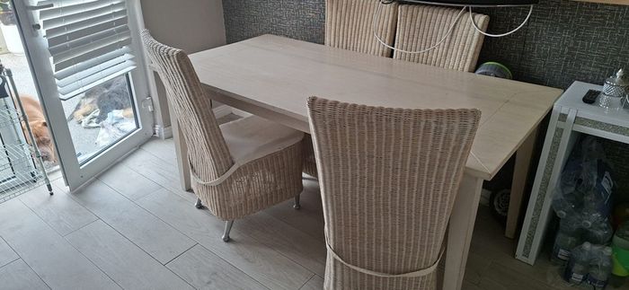 dining set