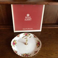 Royal Albert Country Roses China Carry Handle Cakes Sandwiches Serving Stand Boxed