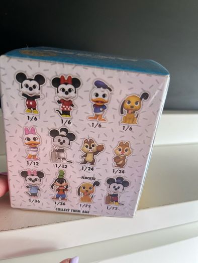 Mickey surprise box