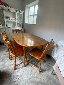 Pine Table
