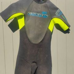 kids wetsuits