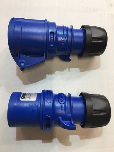 16 Amp Blue Plug and socket 3 Pin set 230V